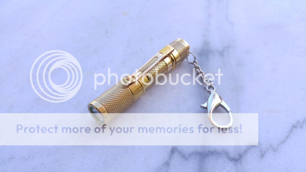 Review Massdrop Brass AAA Pocket Flashlight 1 x AAA Flashlights
